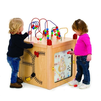 Cube de jeu visage amusant de Children's furniture Company®